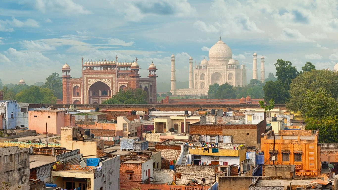Delhi to Agra Taxi