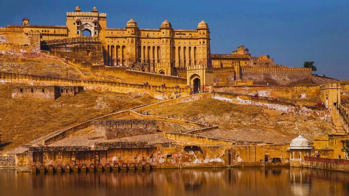 Delhi to Jaipur Taxi